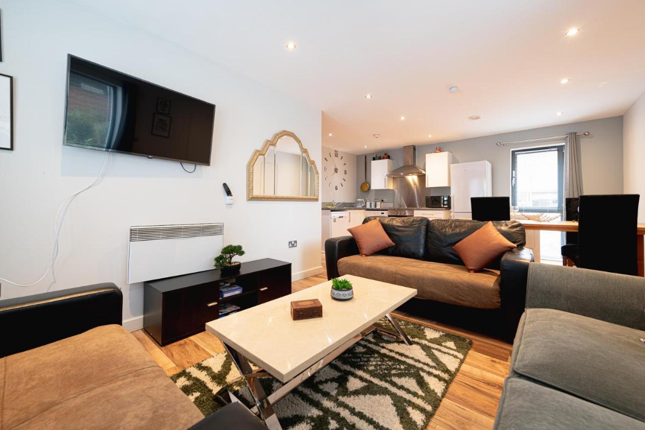 Apartment Sidemersey Livings - Ground Floor 2 Bedroom W Parking Sleep Up To 6 In L3 *